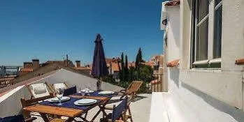 Hotel Near River Lisbon